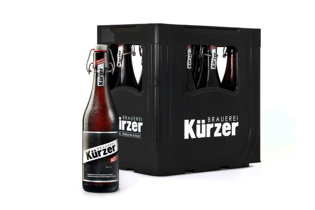 Verpackungsdesign / Etikettendesign der Bügelverschluss-Flasche und Kiste der Brauerei Kürzer.